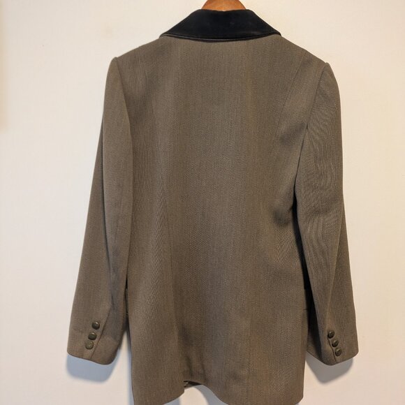 Oversized Vintage Blazer - Picture 2 of 5